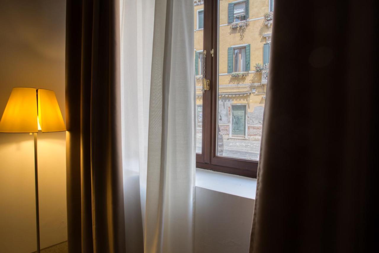 Ca Margherita Loft & Square Palazzo Grifalconi Veneţia Exterior foto