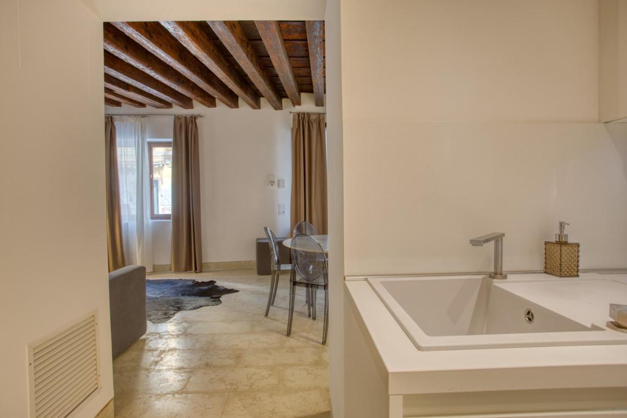 Ca Margherita Loft & Square Palazzo Grifalconi Veneţia Exterior foto